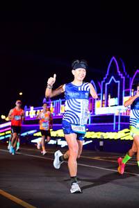 BIB: 40185
                            <button type="button" onclick="openModal(22864071)" class="btn btn-primary btn-sm float-right btn-popup" data-toggle="modal" data-target=".modal-high-quality">
                        <i class="fas fa-shopping-cart"></i> Add to Cart
                    </button>
                                            <button type="button" onclick="isThisMe(22864071, true)" class="btn btn-success btn-sm float-right btn-popup btn-isme hidden" data-toggle="tooltip" data-placement="bottom" title="นี่คือรูปของคุณใช่ไหม คลิกที่นี่เพื่อเอาเข้าอัลบั้ม">
                        <i class="fas fa-plus"></i> Add to album
                    </button>
                    <button type="button" onclick="isThisMe(22864071, false)" class="btn btn-warning btn-sm float-right btn-popup btn-isnotme hidden">
                        <i class="fas fa-ban"></i> Remove from album
                    </button>